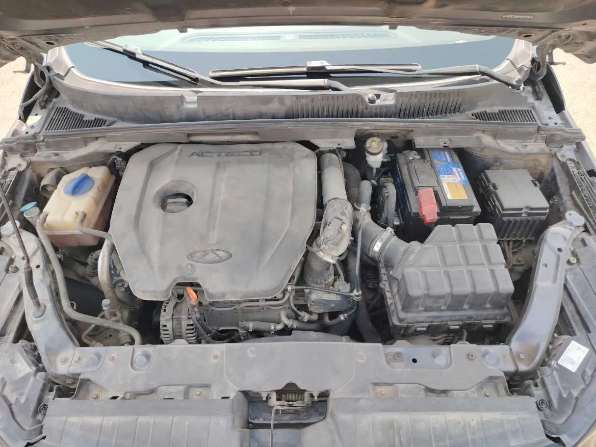 Car image 30