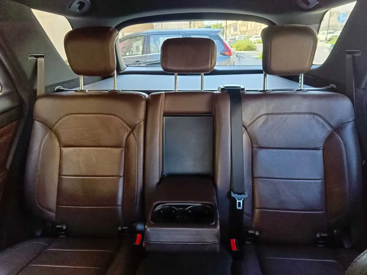 Car image 31
