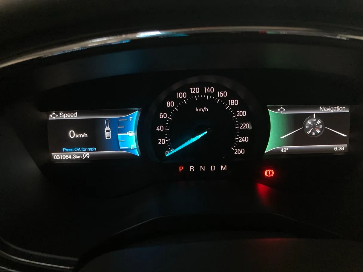 Car image 6