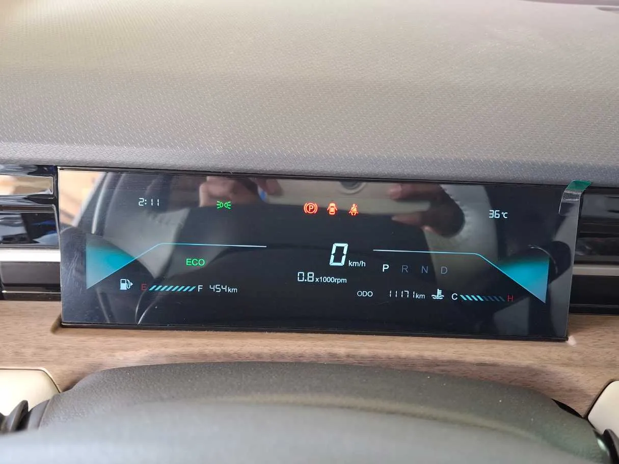 Car image 18