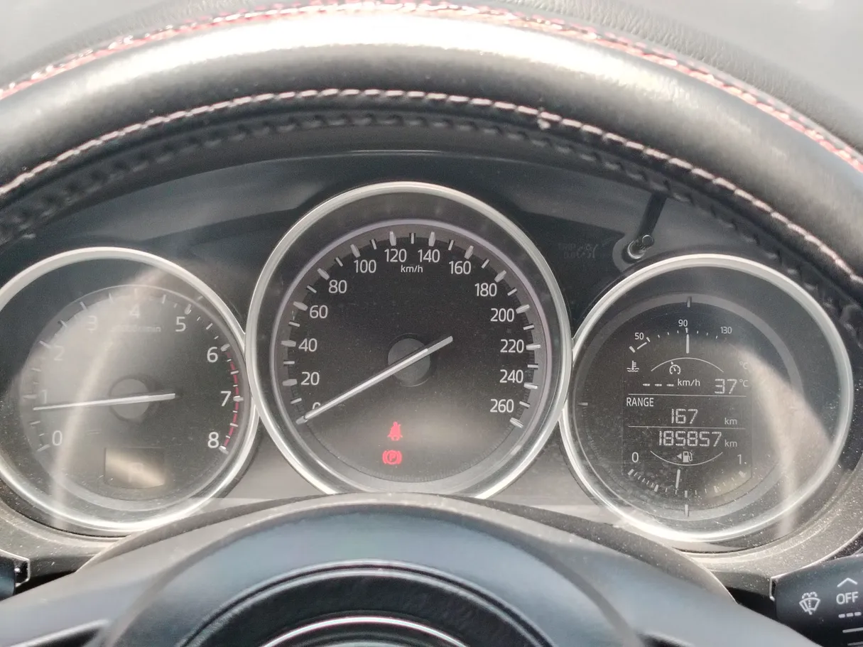 Car image 23