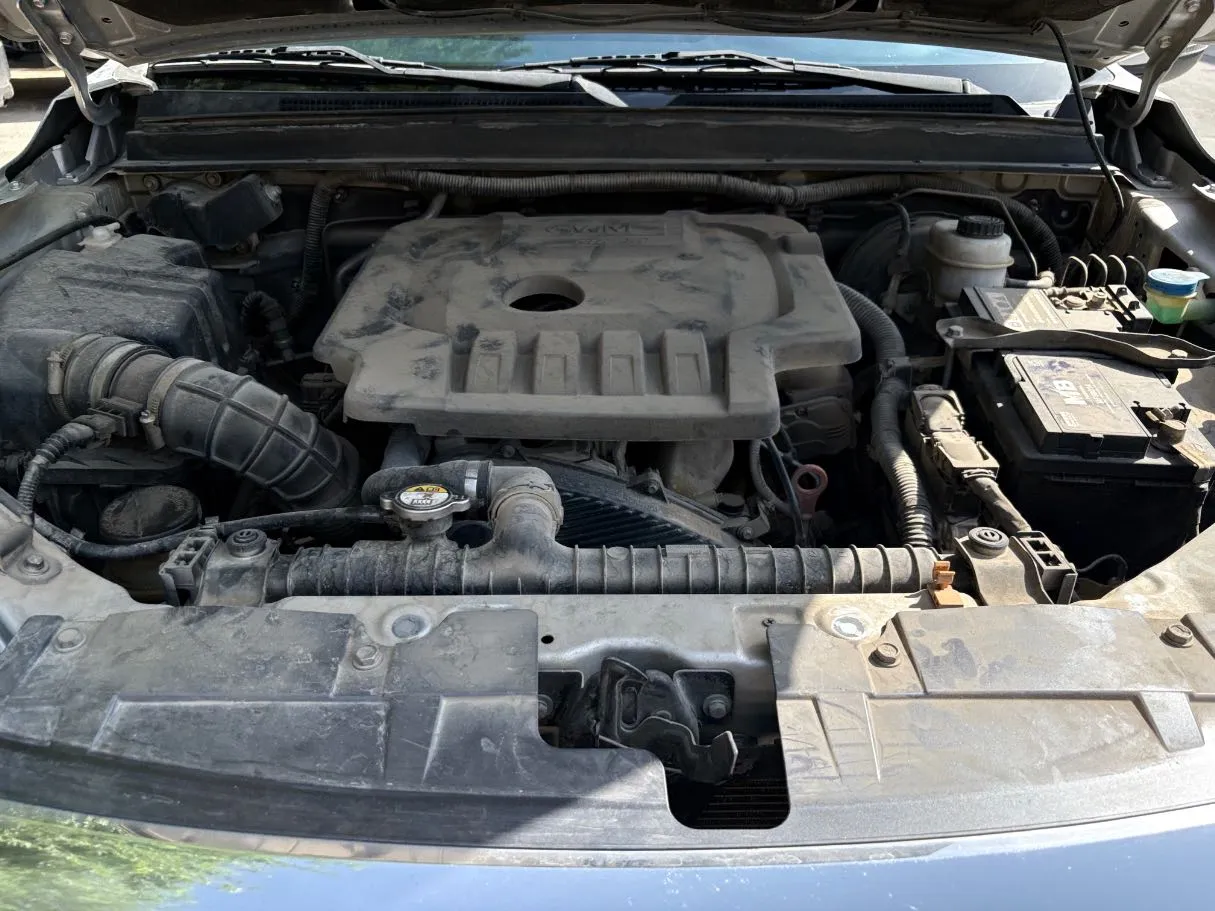 Car image 27