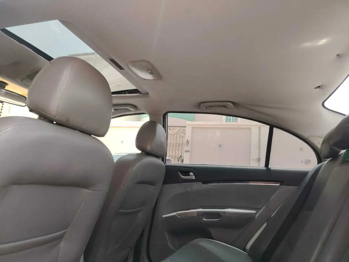 Car image 21