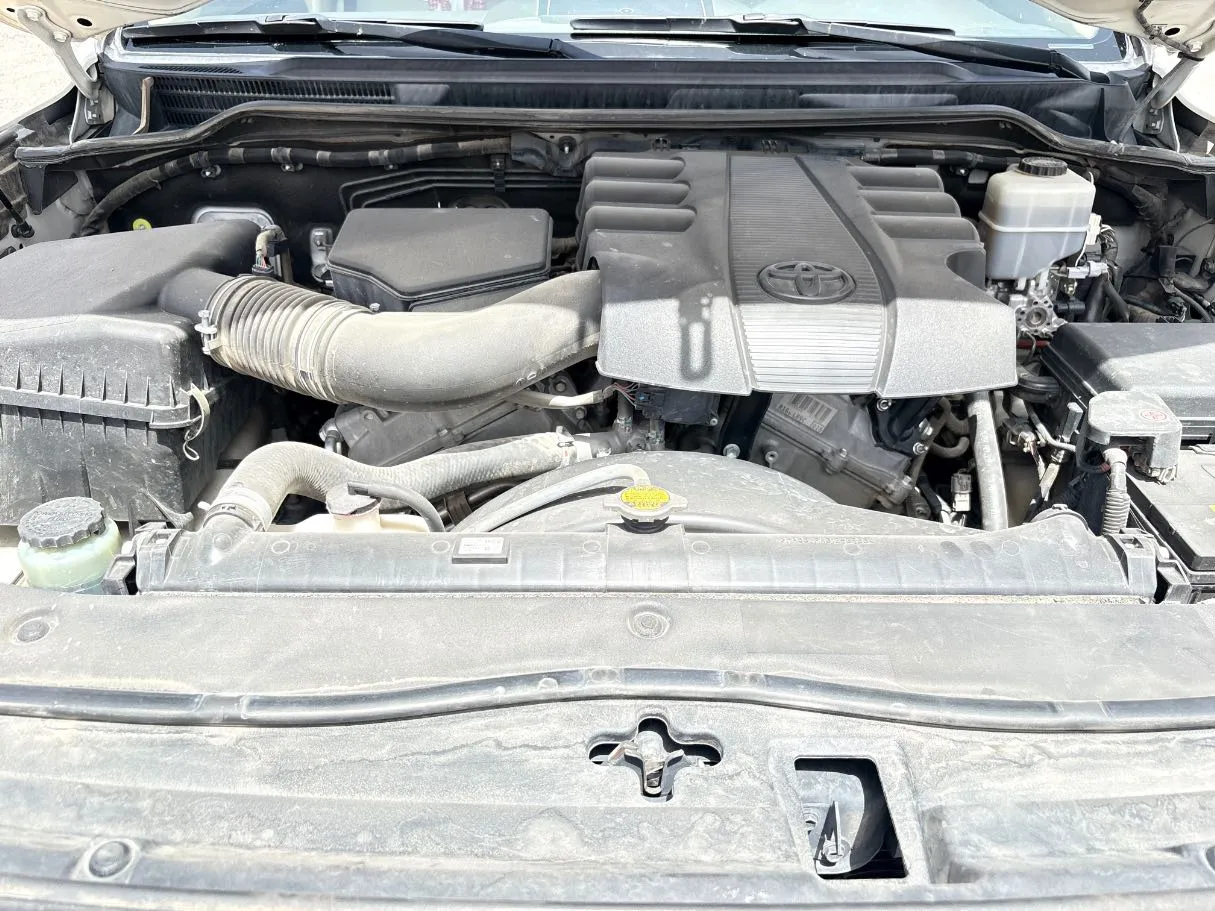 Car image 29