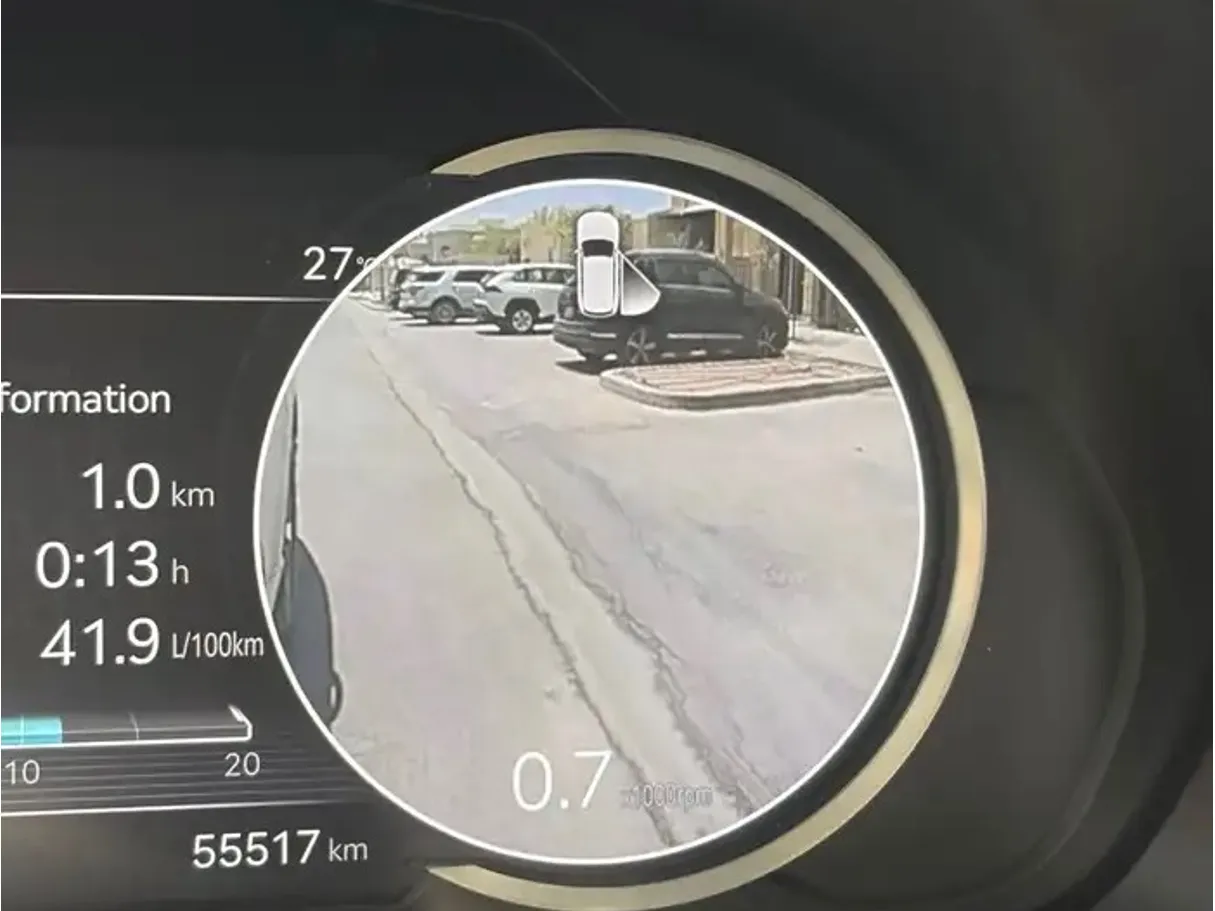 Car image 6