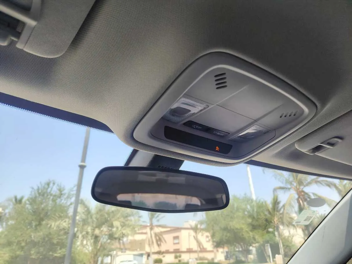 Car image 39