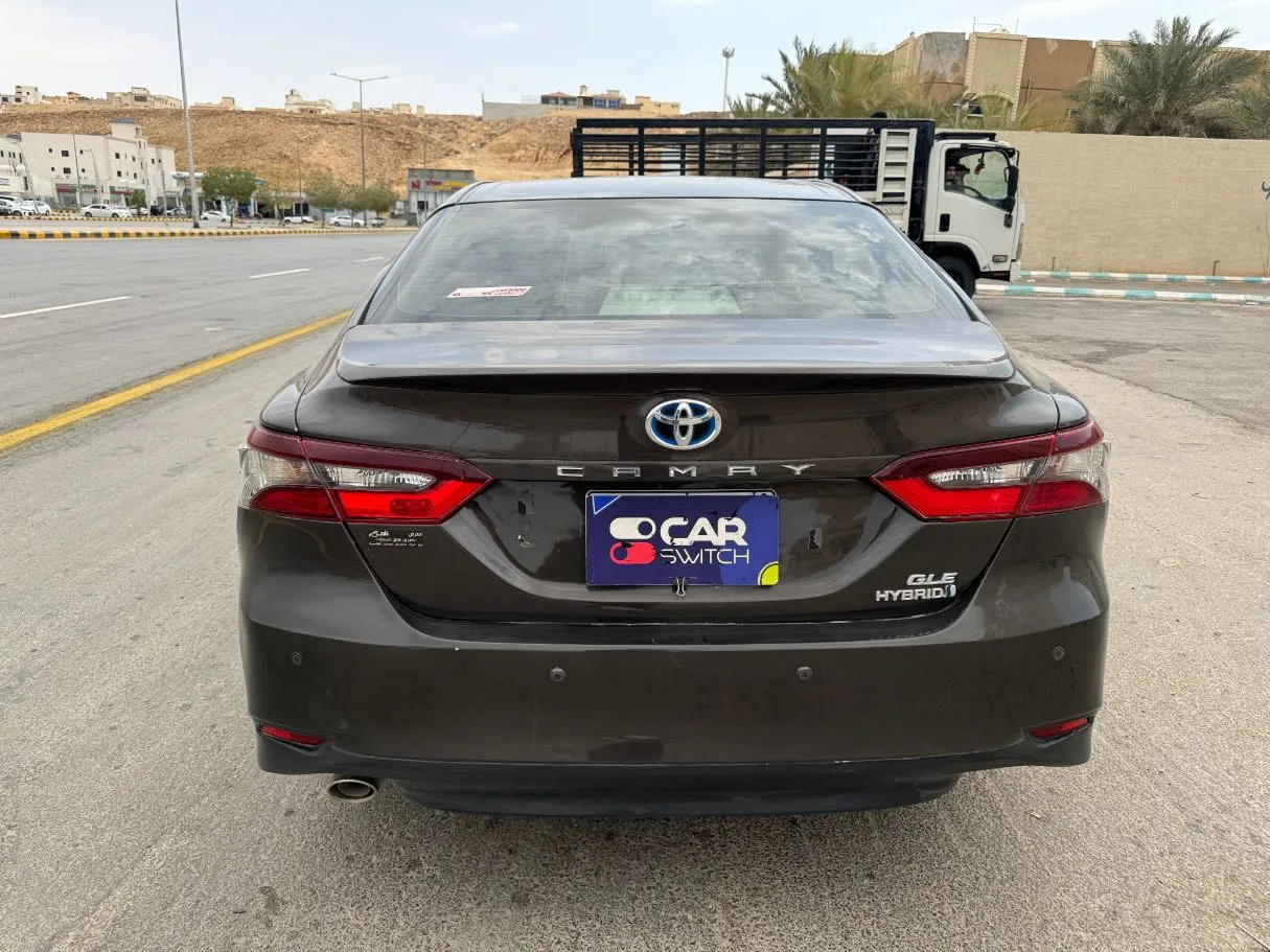 Car image 6