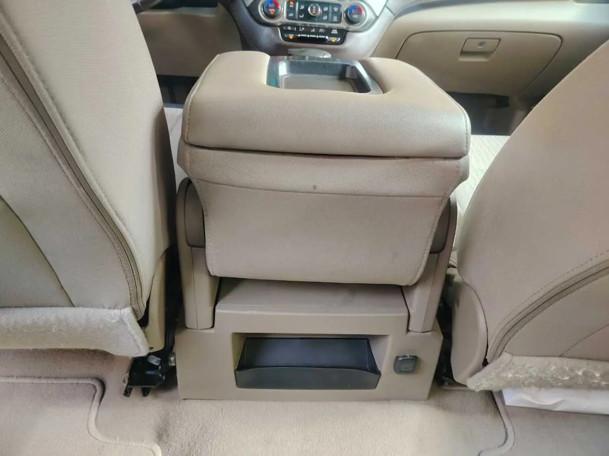 Car image 31