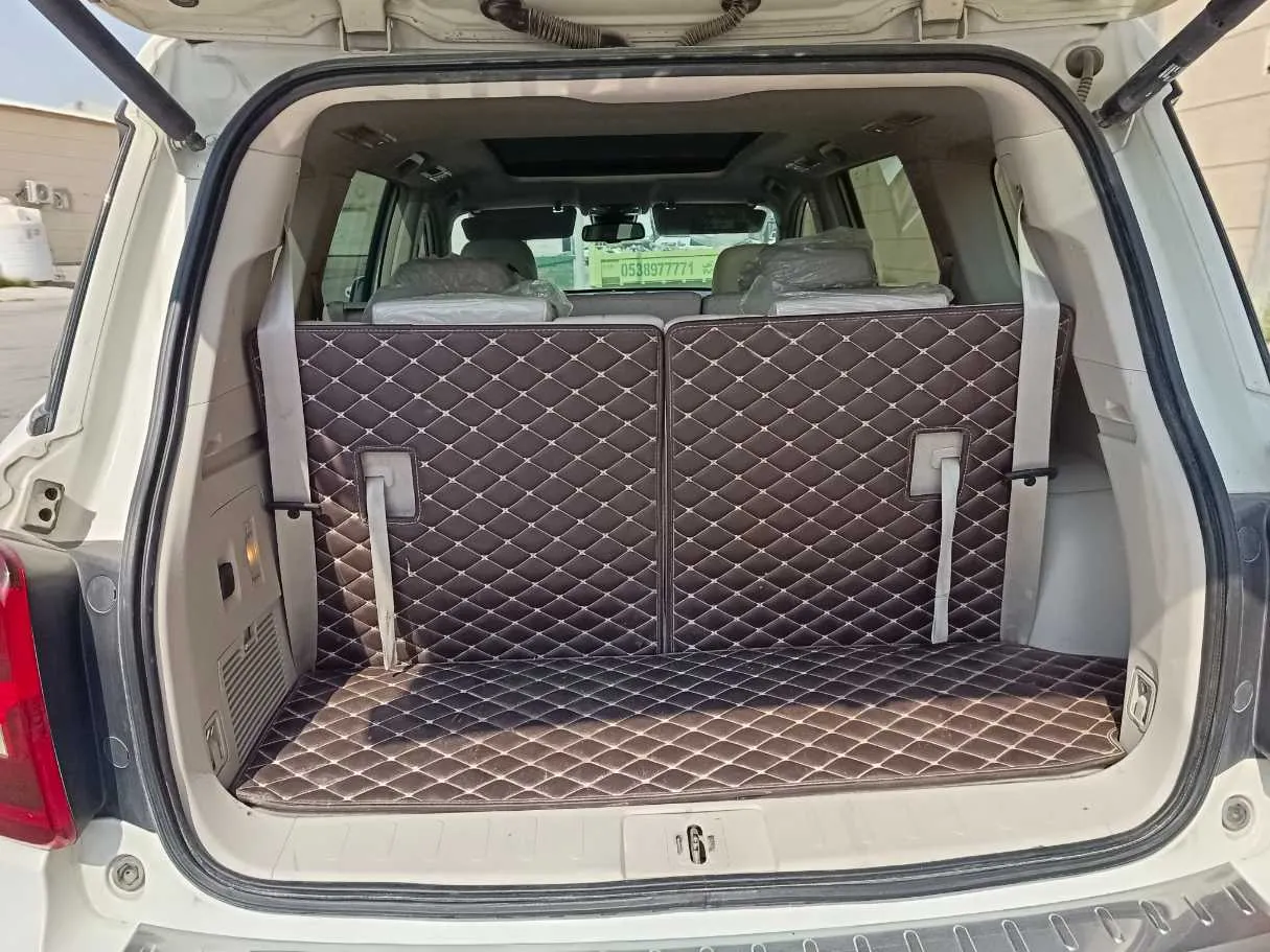 Car image 31