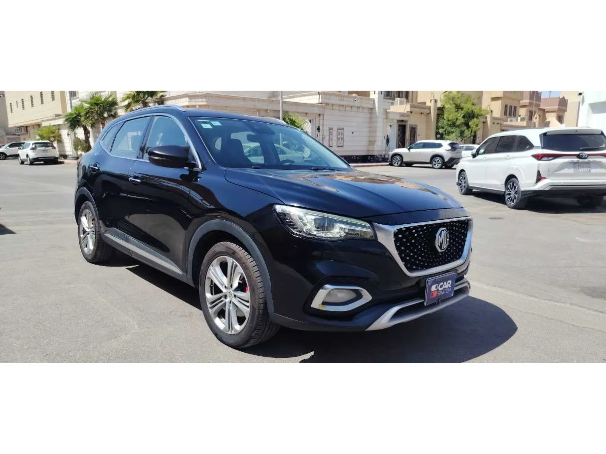 Car image 3