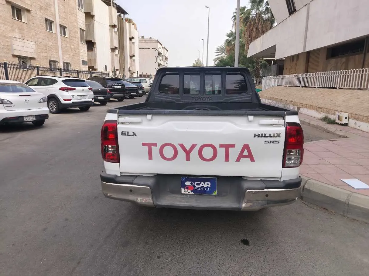 Car image 6