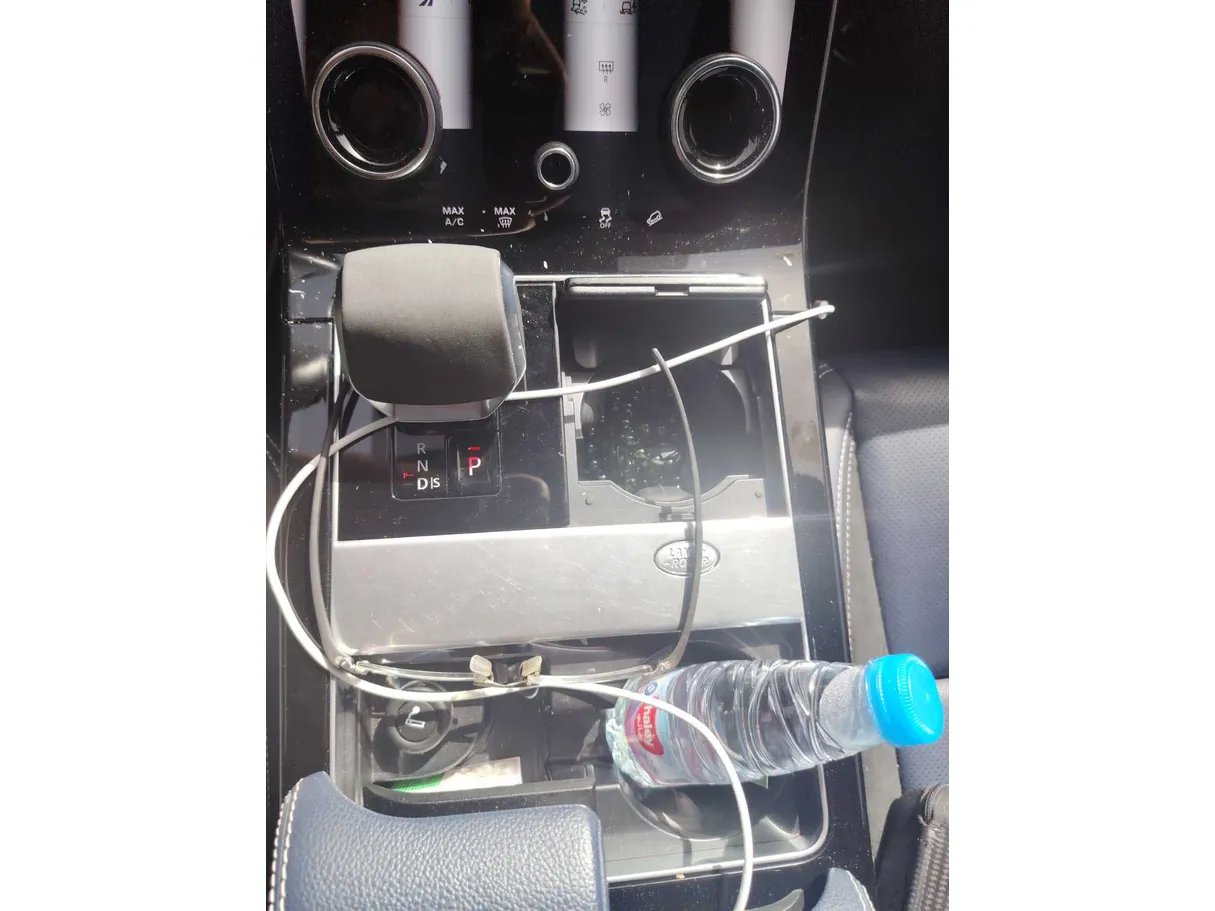 Car image 20