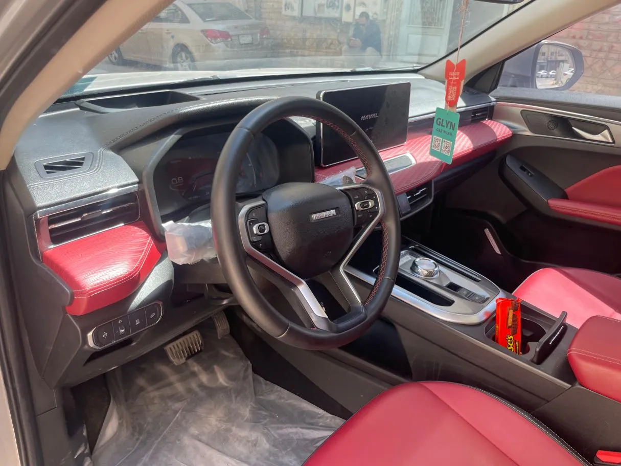 Car image 11