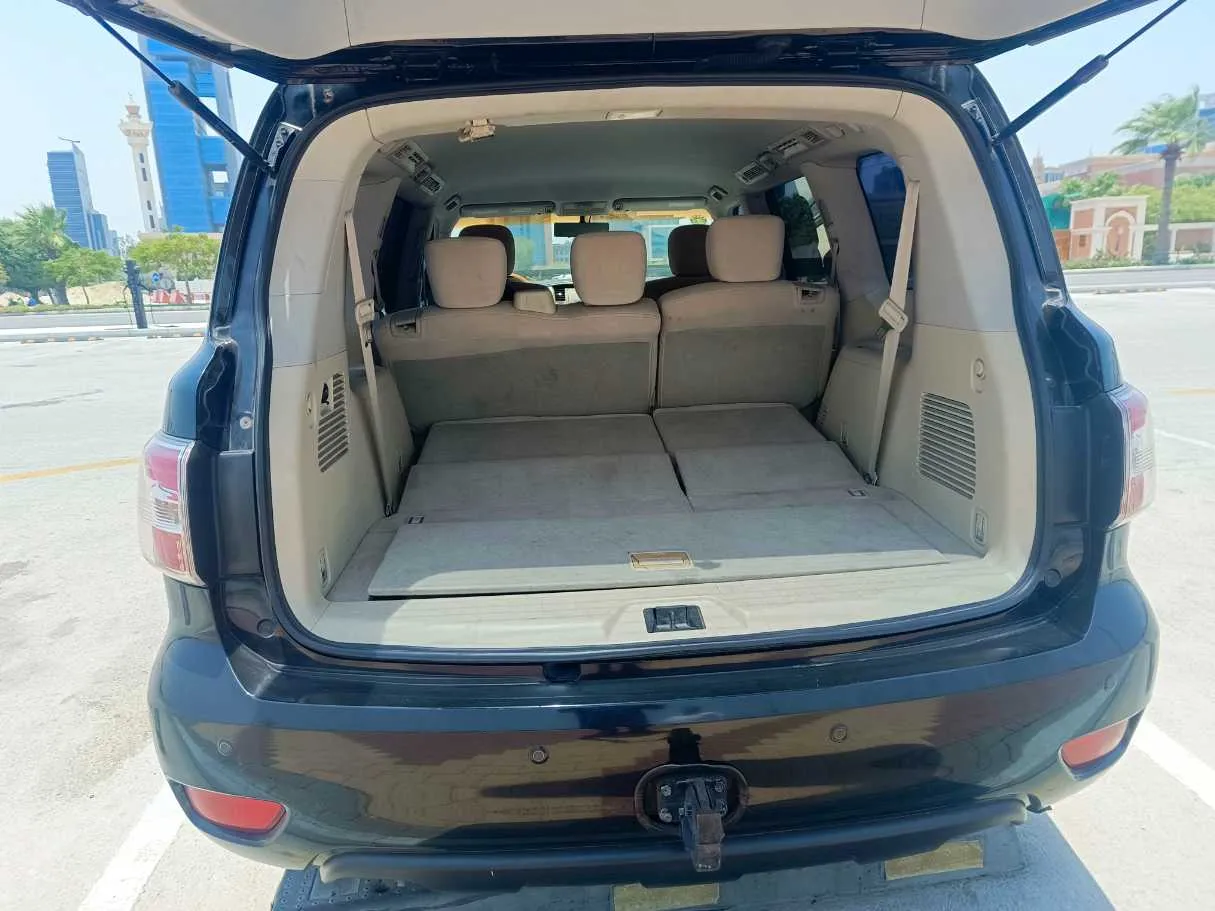 Car image 25