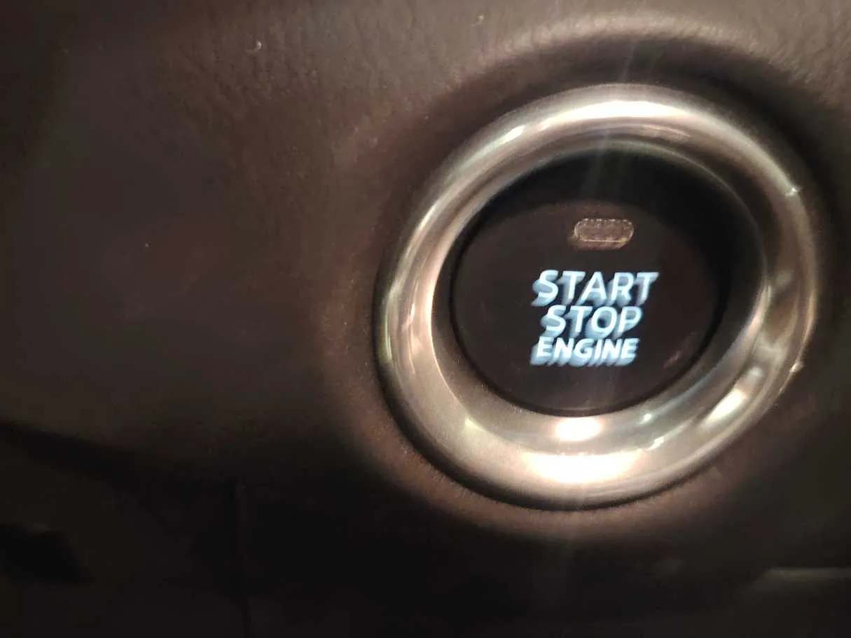 Car image 33