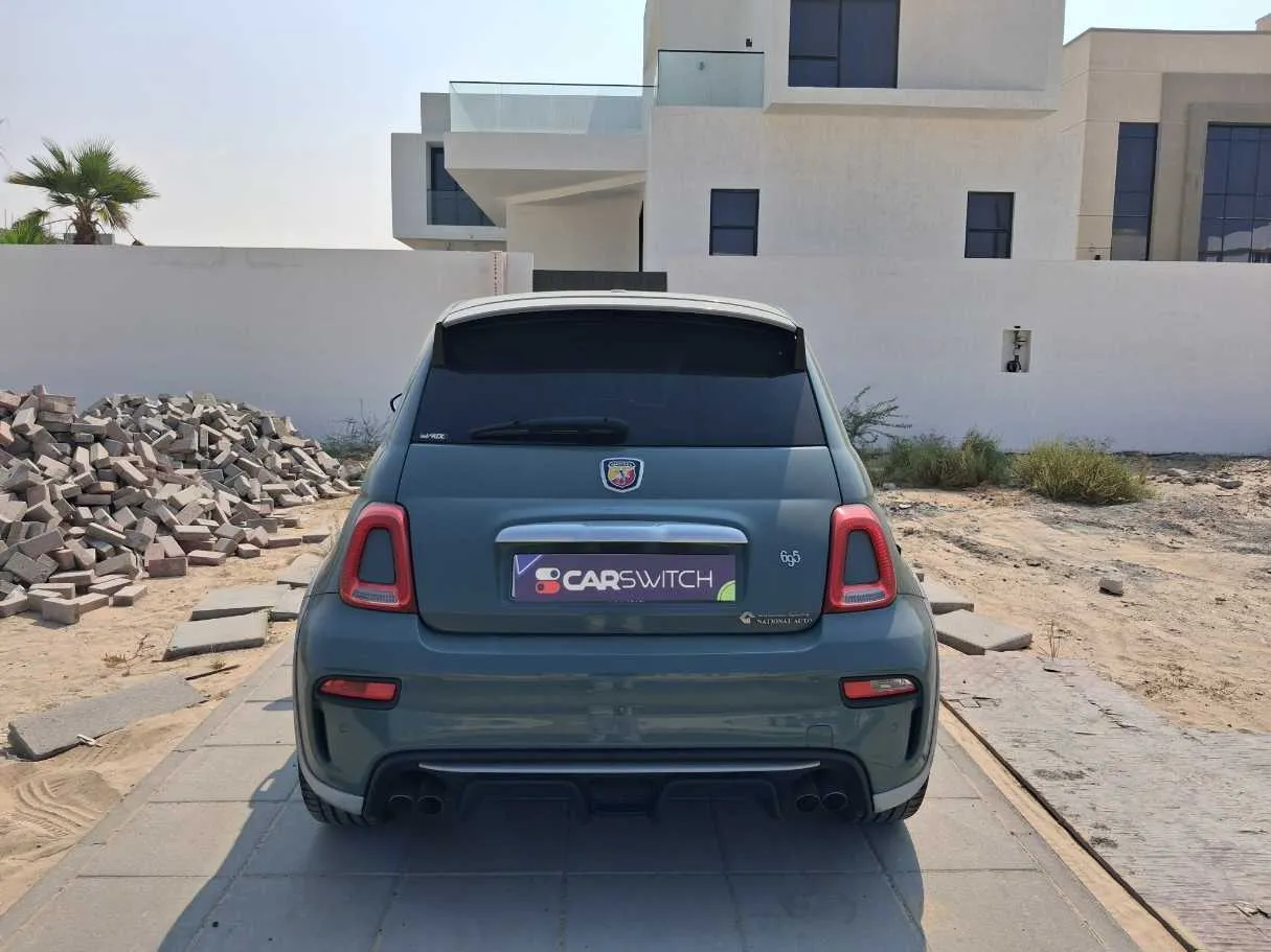 Car image 6