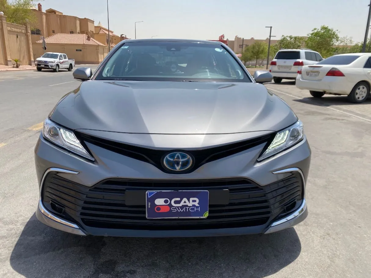 Car image 2