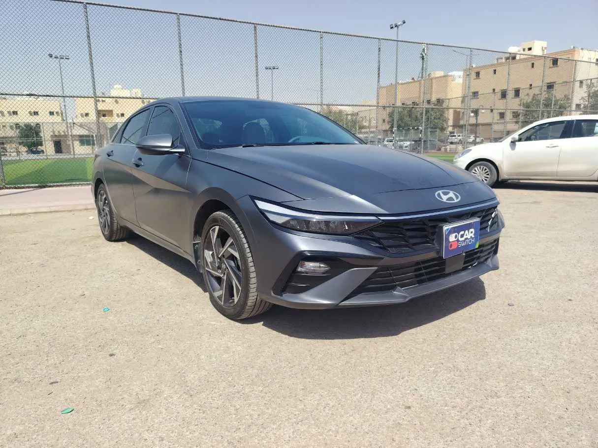 Car image 3