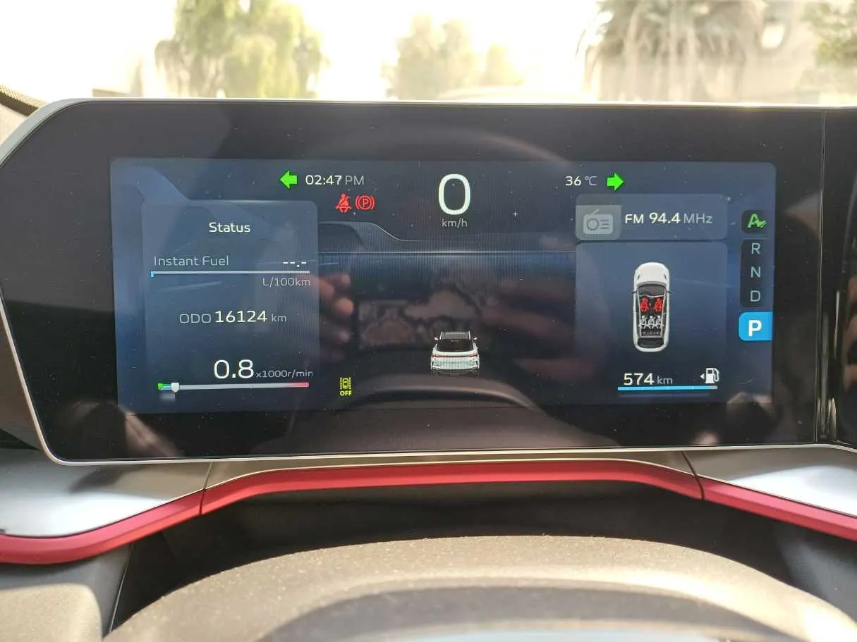 Car image 19