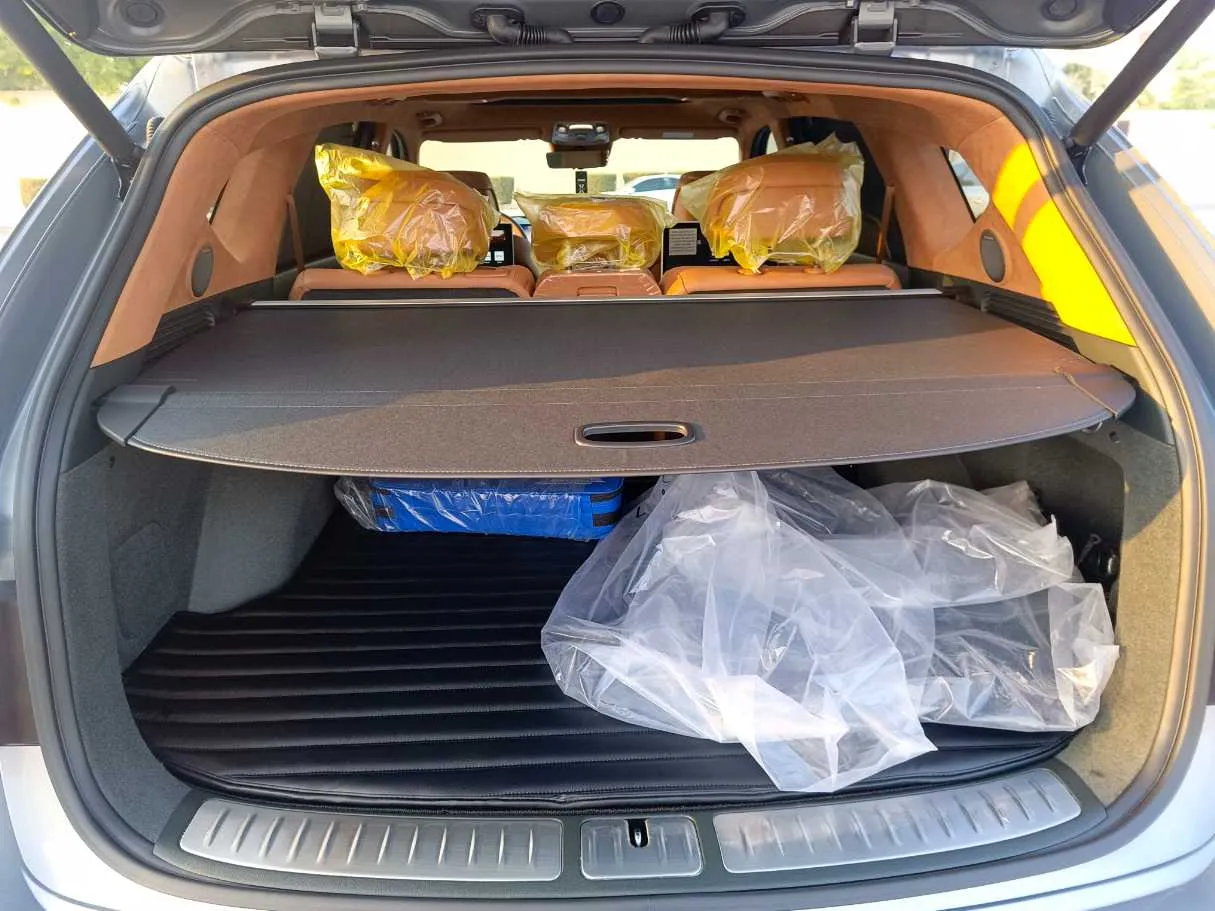 Car image 35