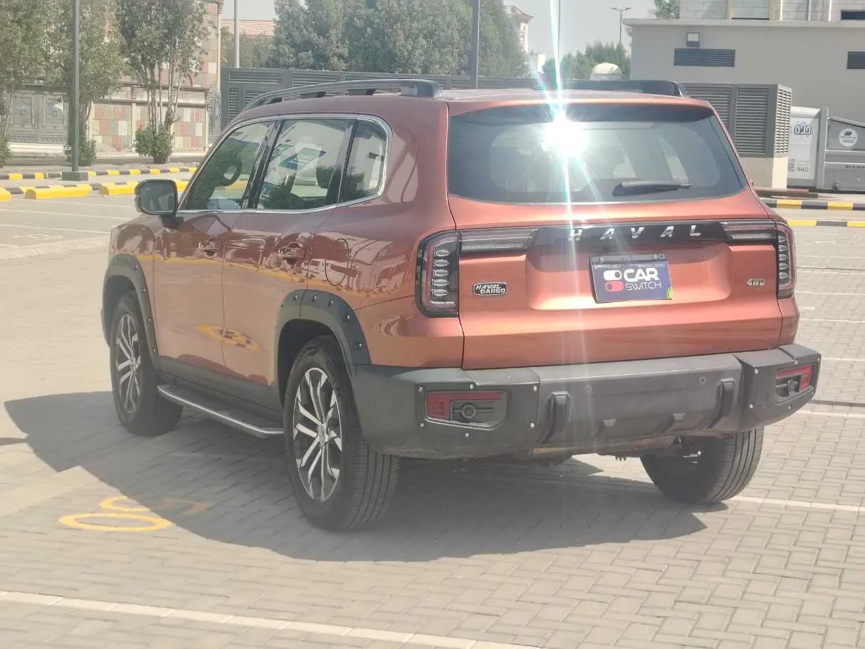 Car image 7