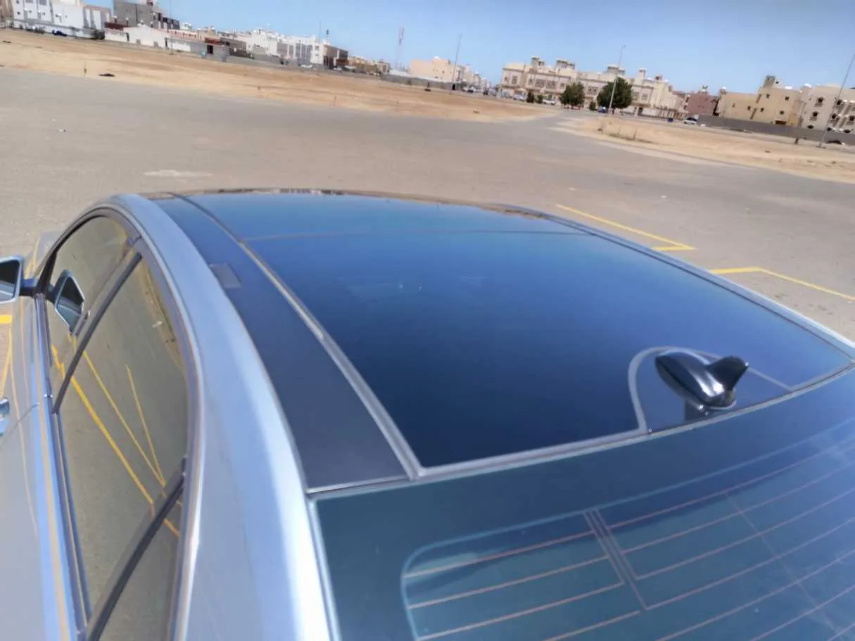 Car image 42
