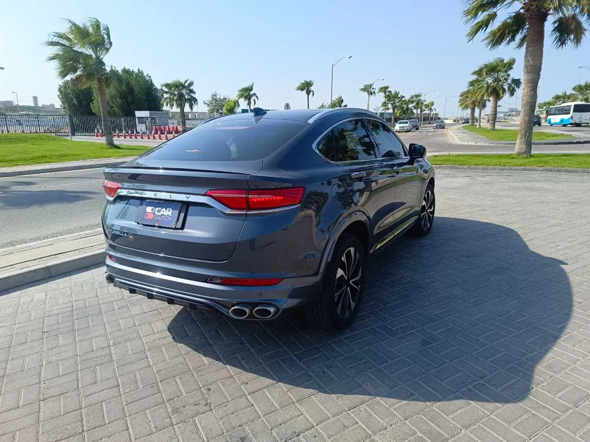Car image 5