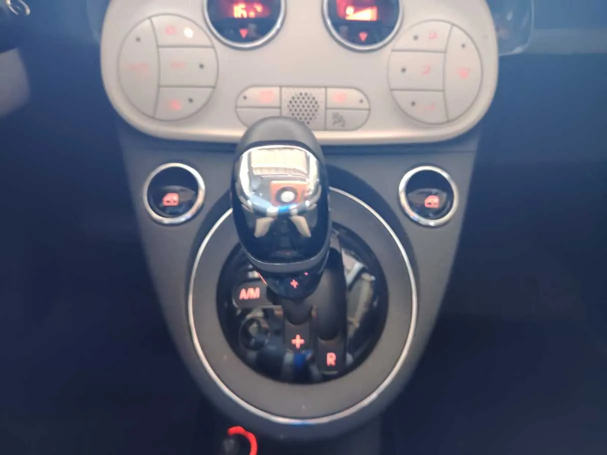 Car image 21