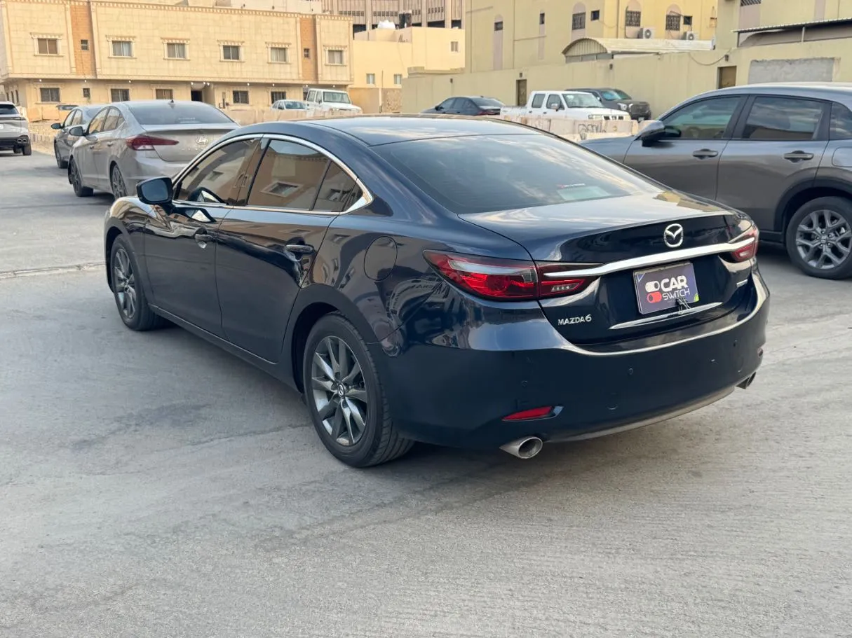 Car image 6