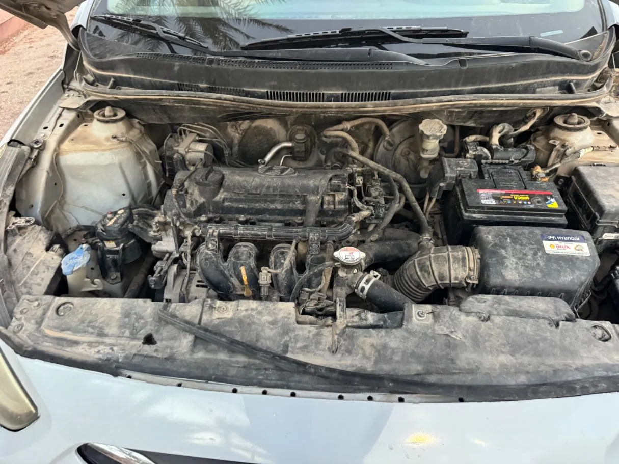 Car image 20