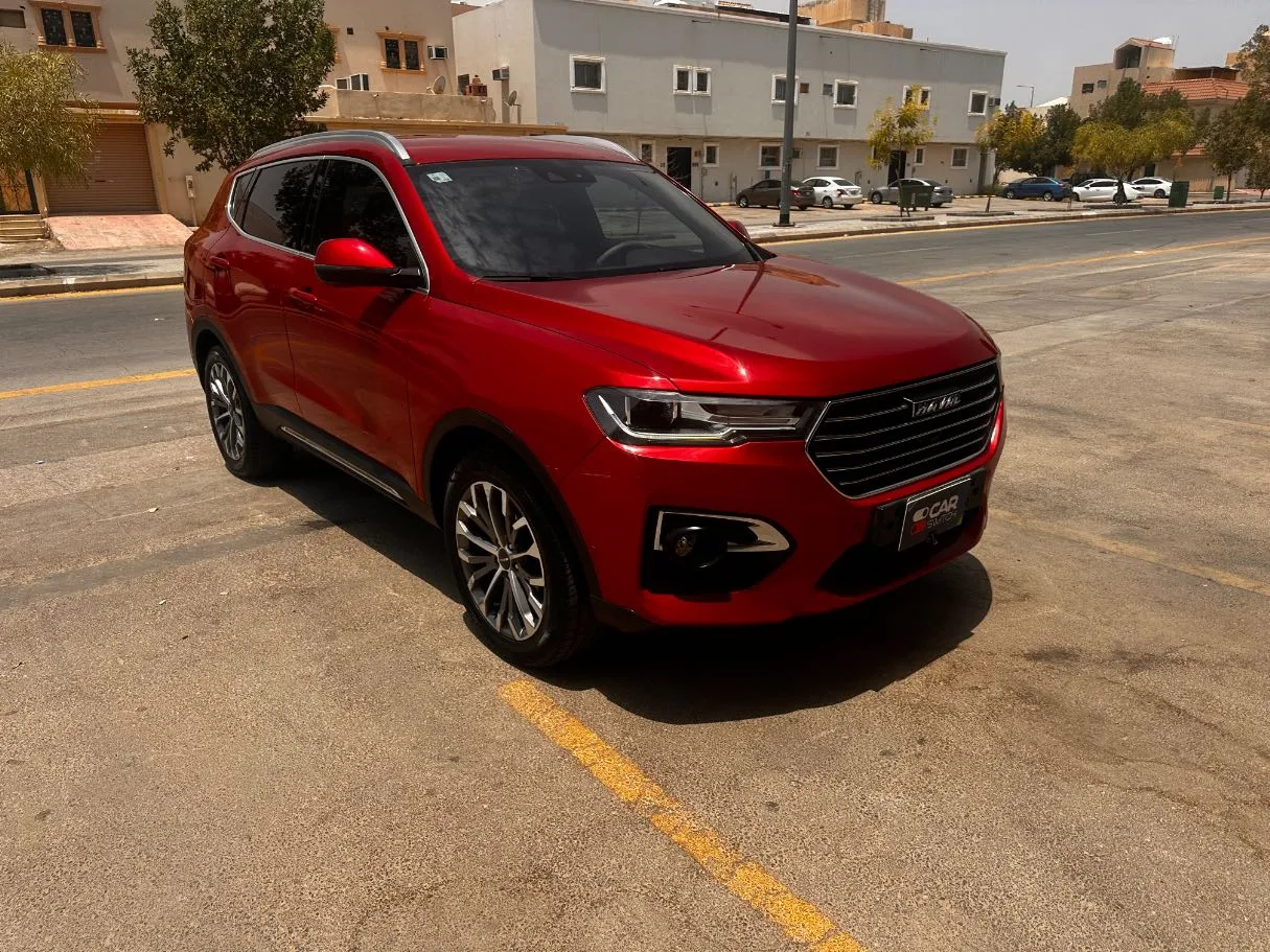 Car image 3