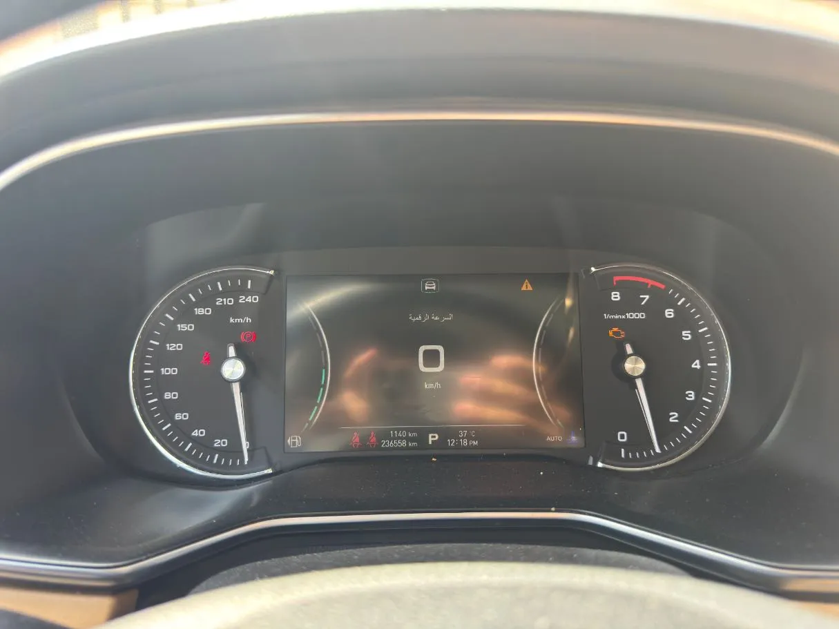 Car image 21