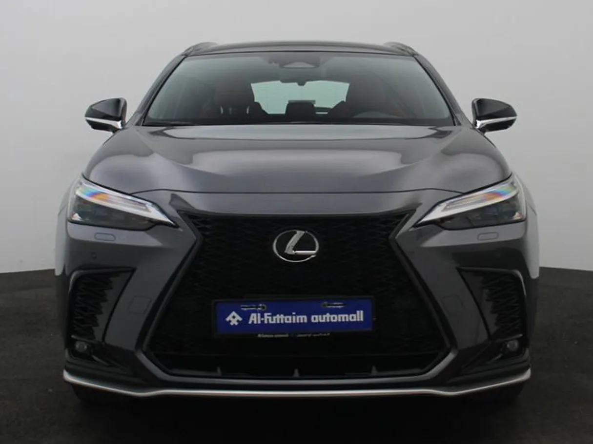 Car image 11