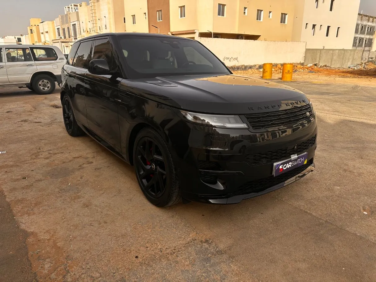 Car image 3