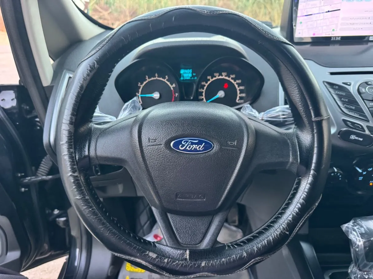 Car image 17