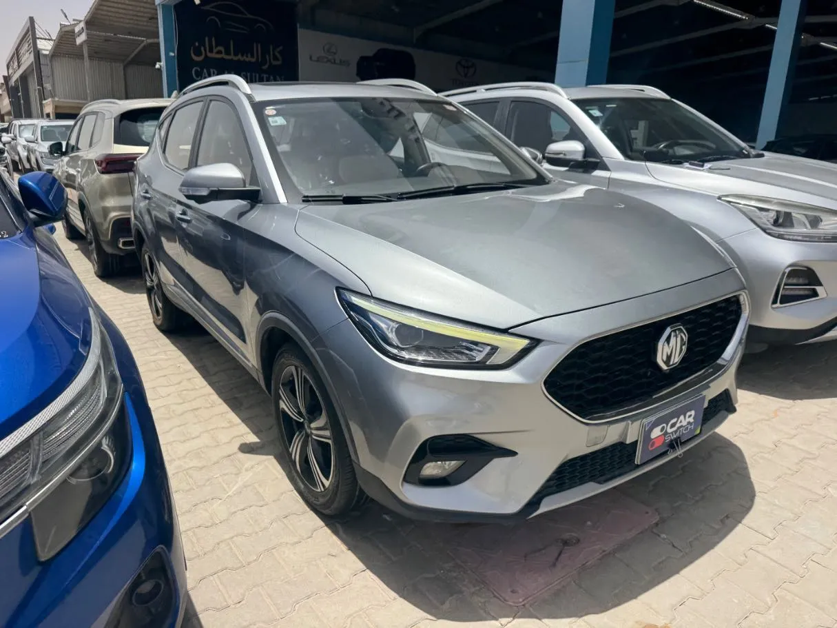 Car image 3