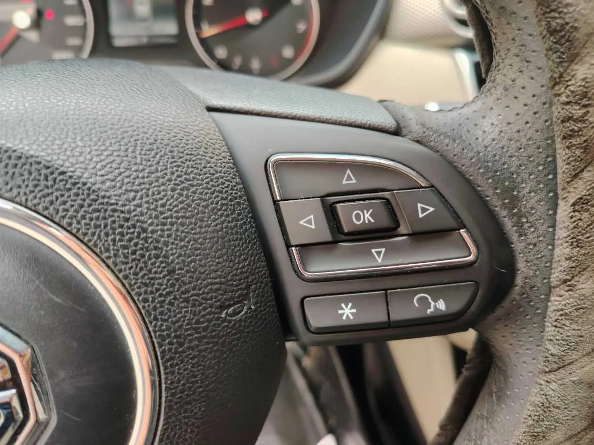 Car image 31