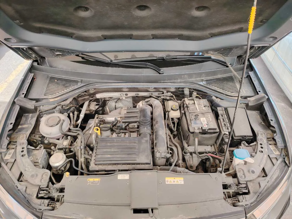 Car image 39