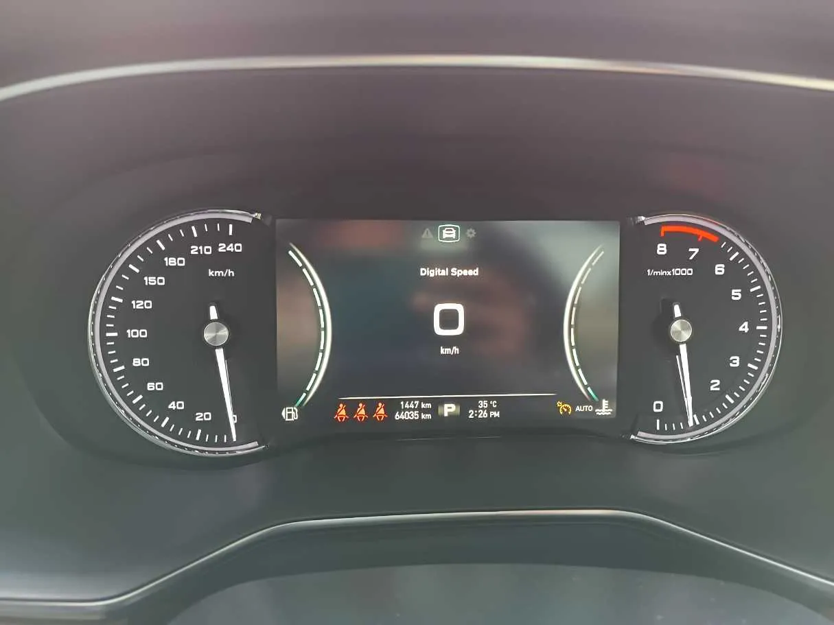 Car image 23