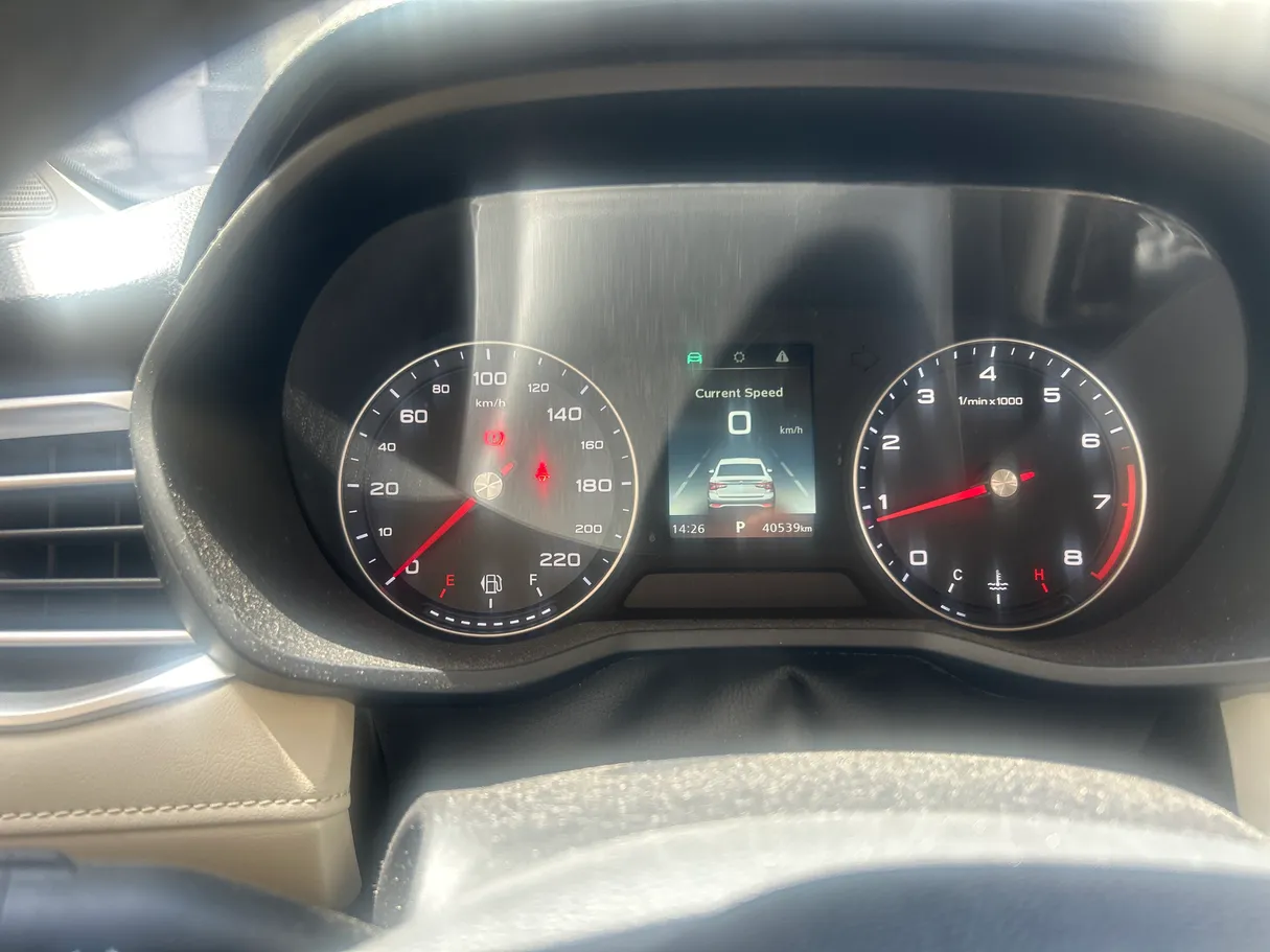 Car image 6