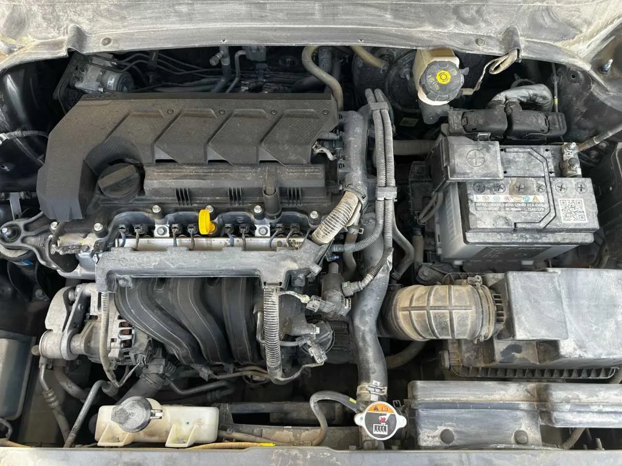 Car image 29