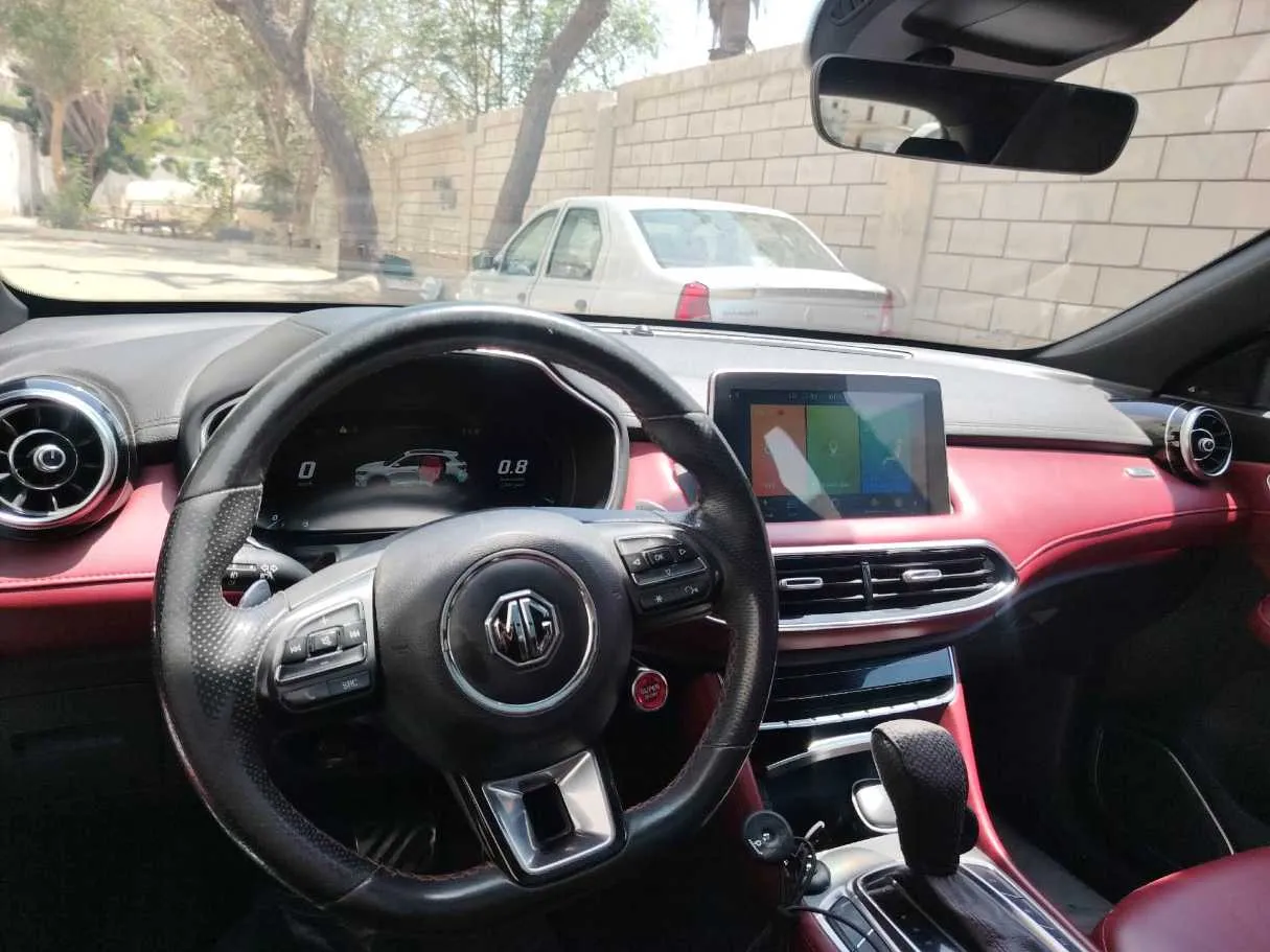 Car image 33