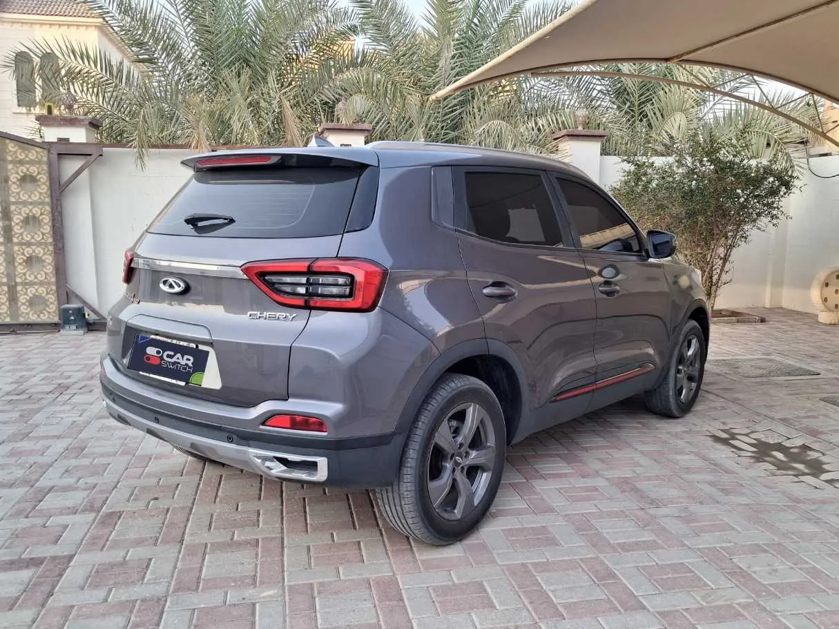 Car image 5