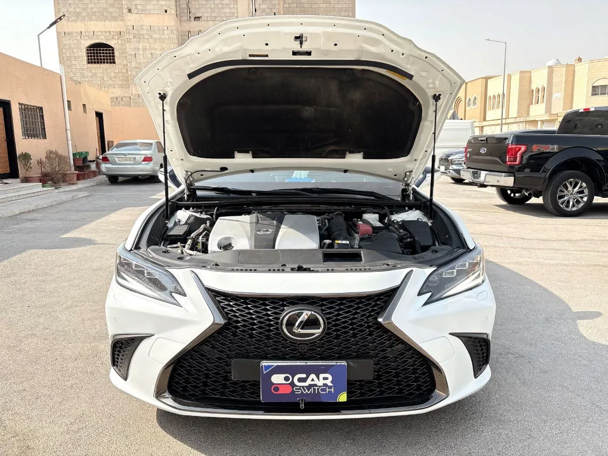 Car image 31