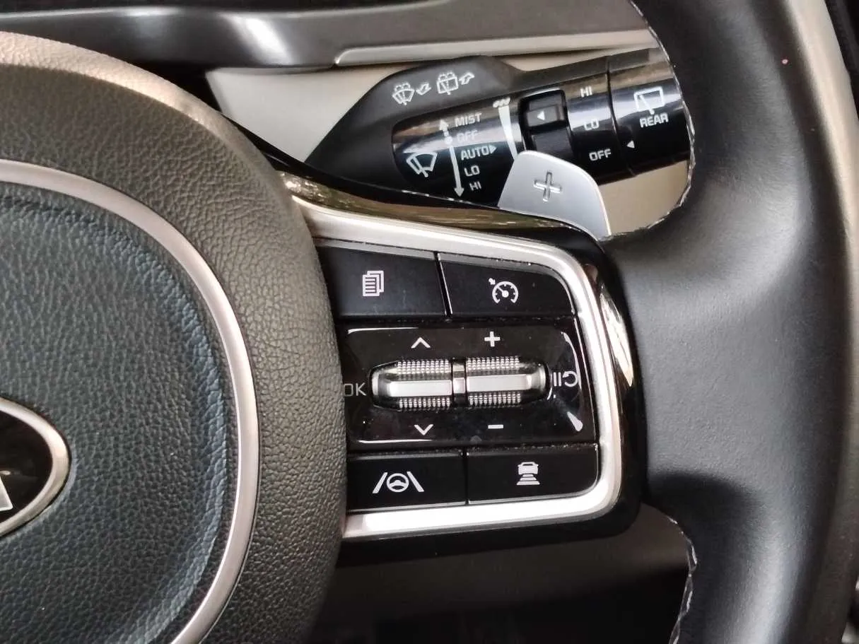 Car image 38