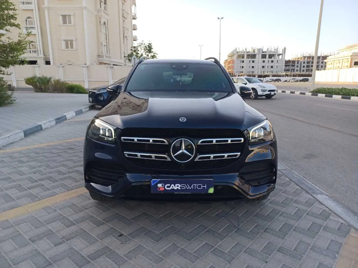 Car image 2