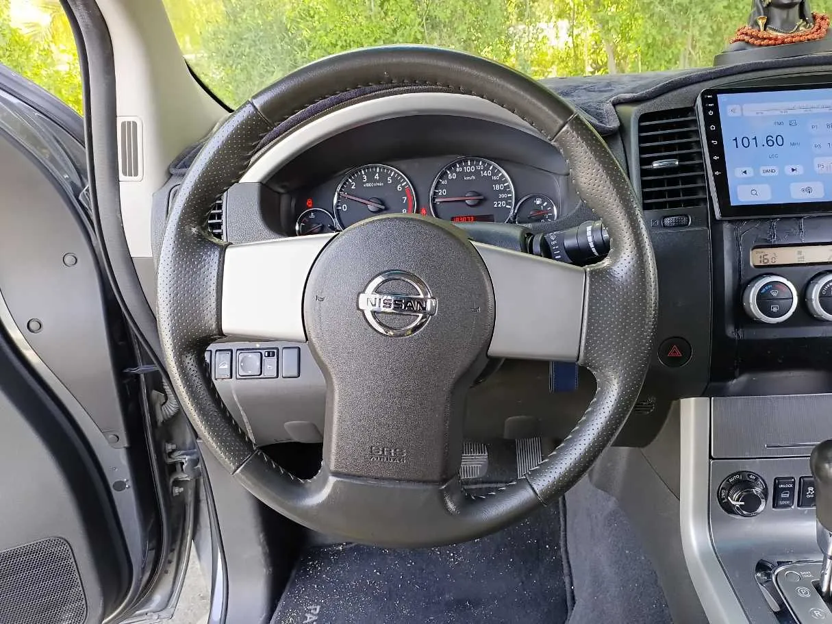 Car image 17