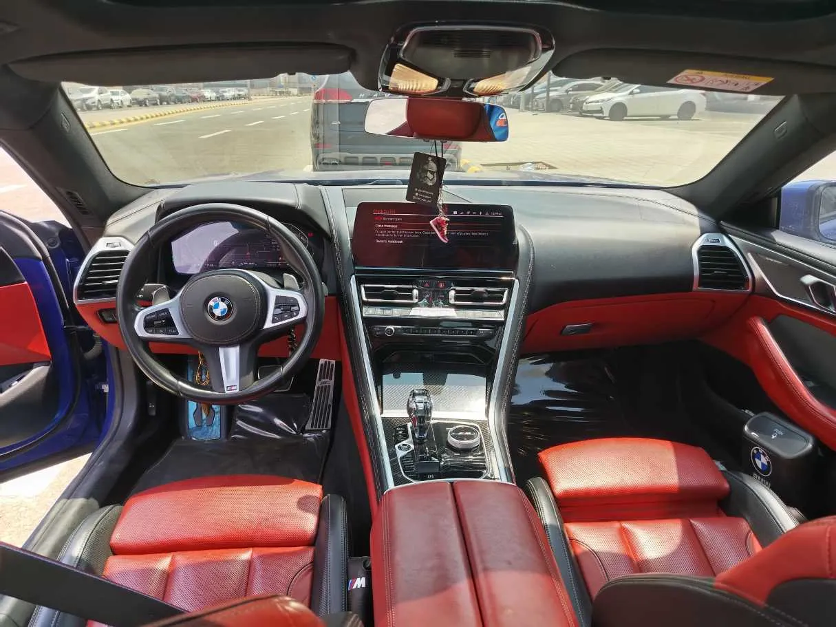 Car image 26