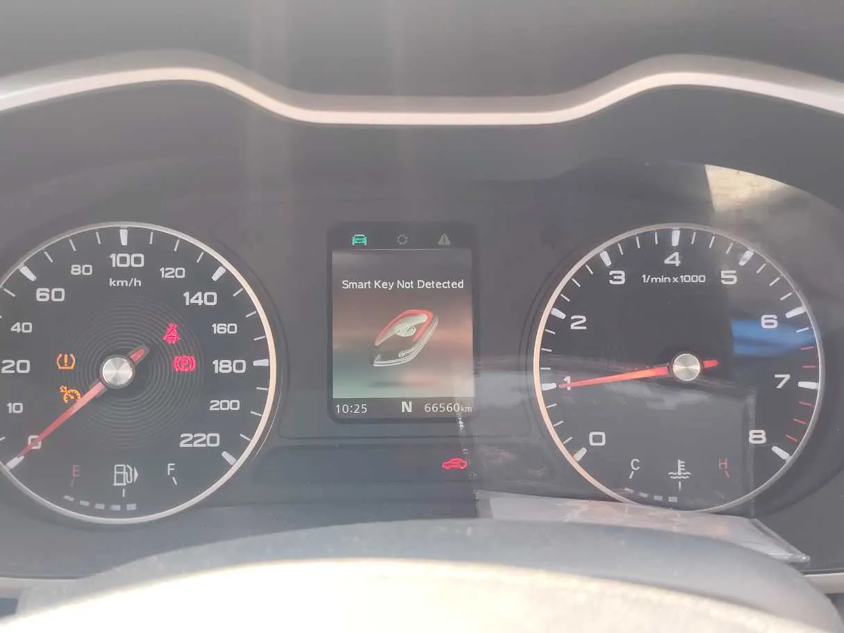 Car image 24