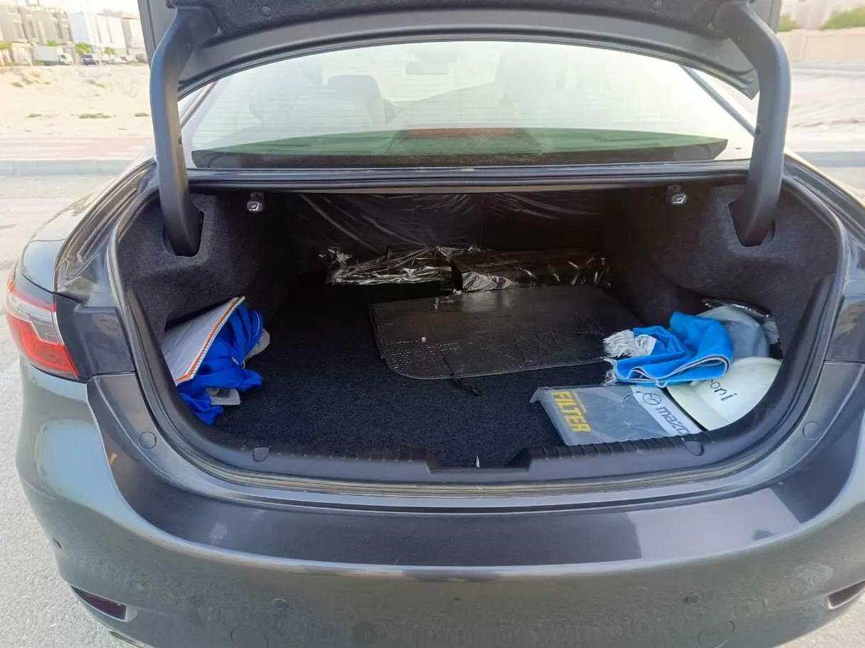 Car image 31